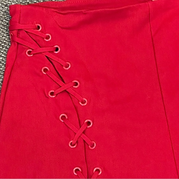SPIRIT red side lace up shorts XL back zipper stretchy - Picture 5 of 7